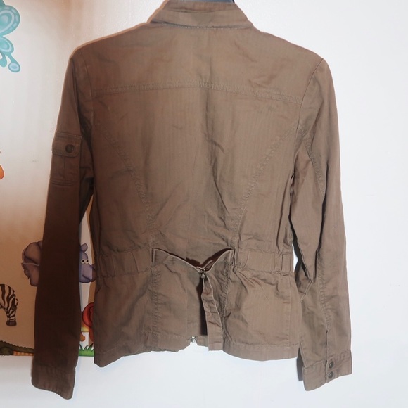 Jacket - Picture 4 of 5